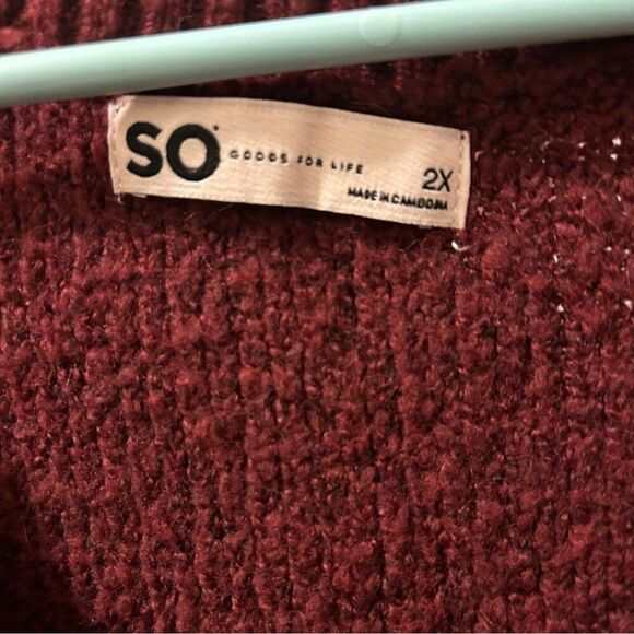 Womans Red V Neck Sweater 2XL - Picture 2 of 5